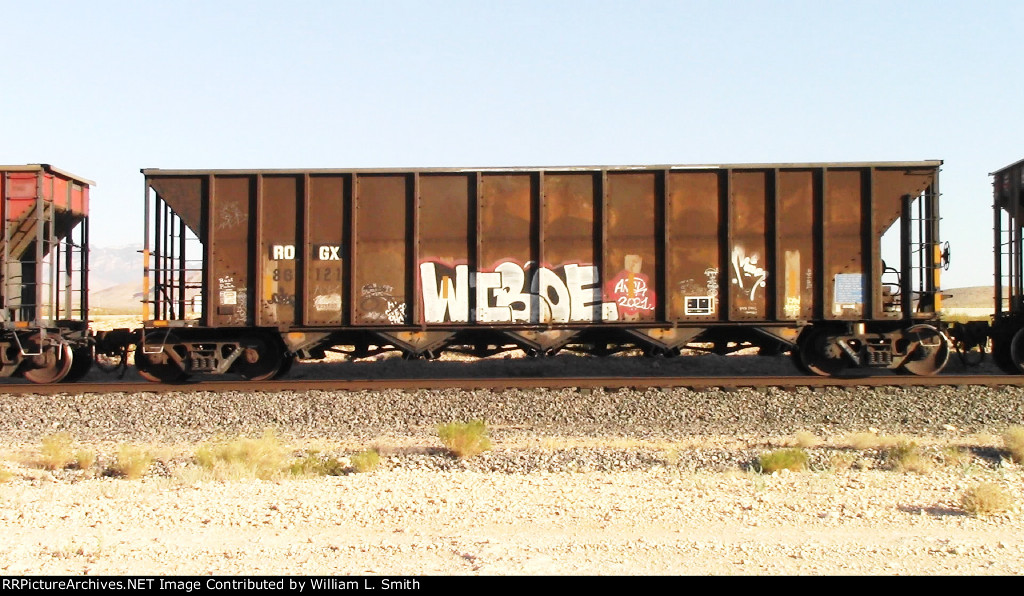 WB Unit Loaded Hooper Frt at Erie NV W-MdTrnSlv-Pshrs -27